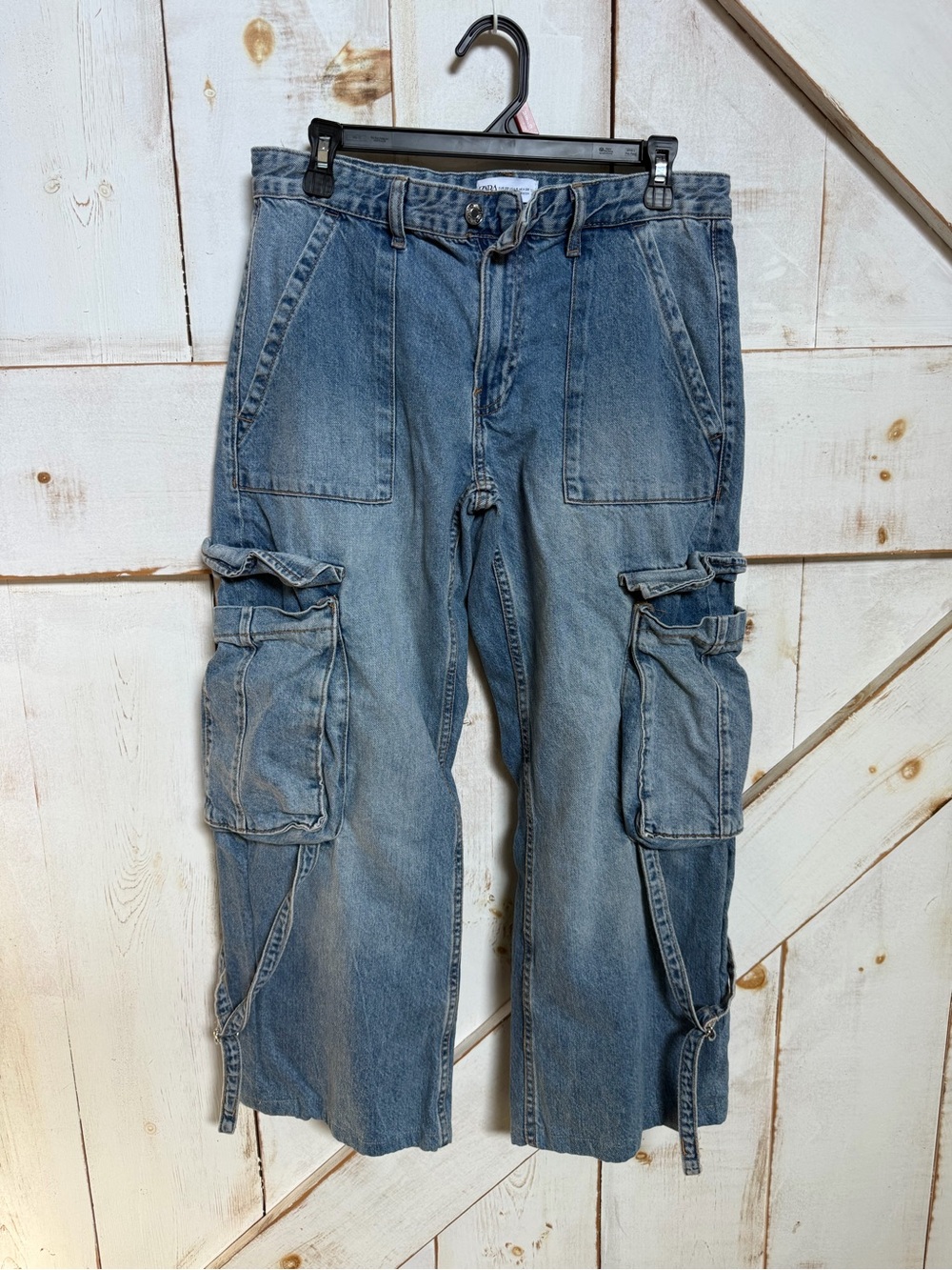 Zara Blue Wide-Leg Cargo Jeans